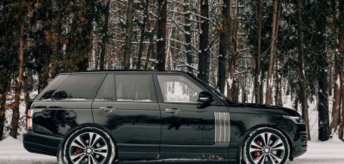 НОВОГОДНЯ МАГИЯ В «АВИЛОН»!  RANGE ROVER  C ВЫГОДОЙ ДО 1 354 886 РУБЛЕЙ
