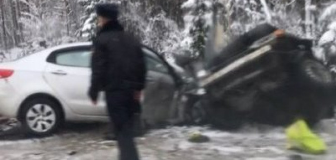 Четыре человека, включая ребенка, погибли в ДТП на трассе «Кола»