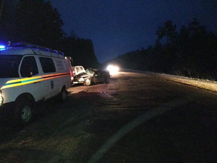 Под Тверью в ДТП погибли два человека (4)