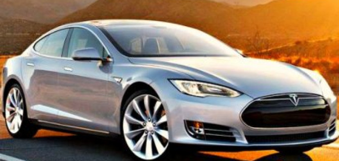 Tesla прекращает выпуск самых дешёвых версий своих электромобилей
