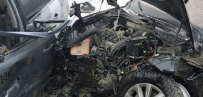 Три человека пострадали в массовом ДТП под Воронежем