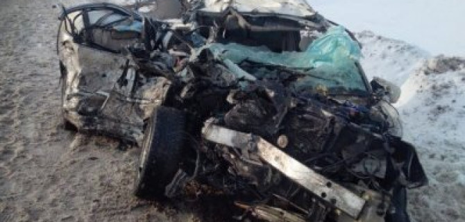 Два человека погибли в ДТП с фурой в Самарской области