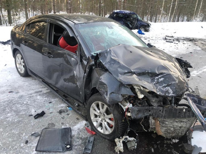 Девушка погибла в ДТП с двумя «Маздами» под Томском (2)