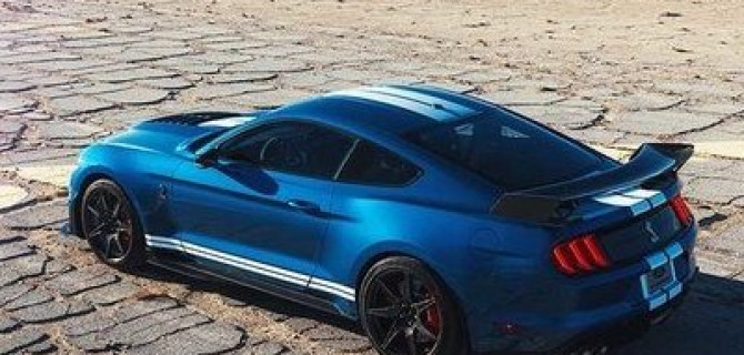 В Детройте показали новый Ford Shelby GT500