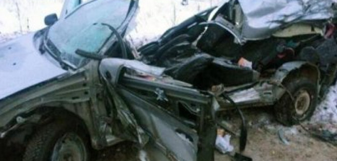 13-летняя девочка погибла в ДТП в Архангельской области