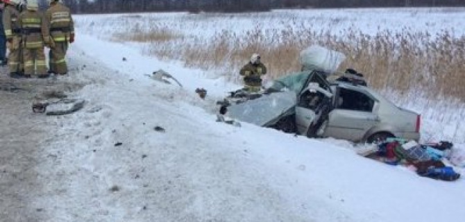 Три человека погибли в ДТП на трассе Екатеринбург - Тюмень