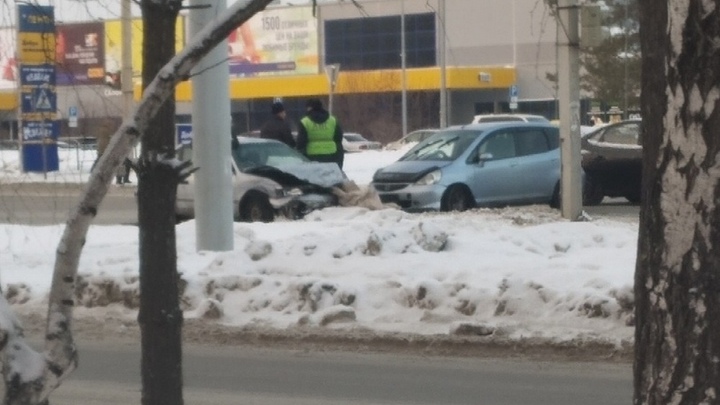 Два человека пострадали в ДТП в Барнауле