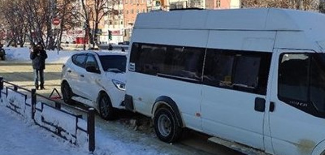 Женщина погибла в ДТП с маршруткой в Пензе