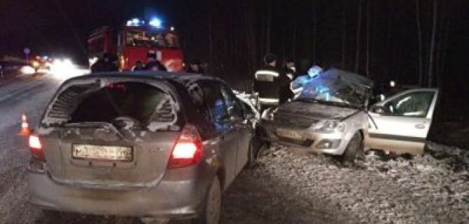 Один человек погиб и пятеро пострадали в ДТП под Кировградом