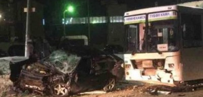 Три человека пострадали в ДТП с автобусом в Нижнекамске