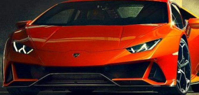 В Москве представлен обновлённый суперкар Lamborghini