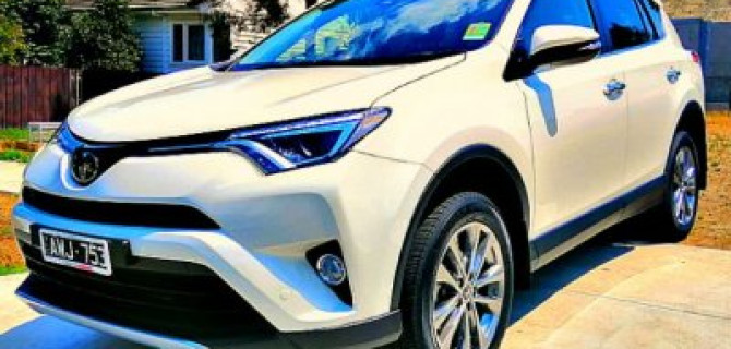 «Тойот» в России становится всё больше