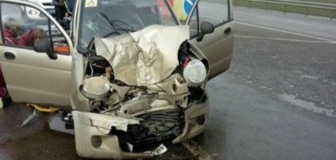 Женщина погибла в ДТП с грузовиком в Успенском районе