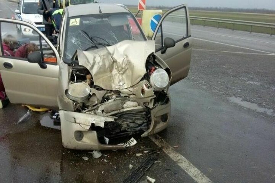 Женщина погибла в ДТП с грузовиком в Успенском районе