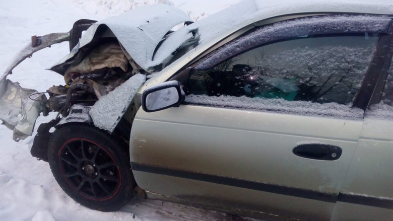 Водитель «Приоры» погиб в ДТП в Томской области