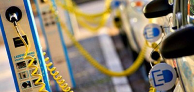 BMW и Daimler-Benz готовят совместный проект