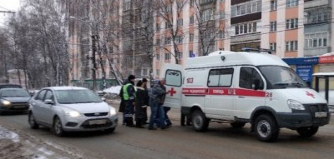 В Саранске после ДТП автомобиль насмерть сбил пешехода
