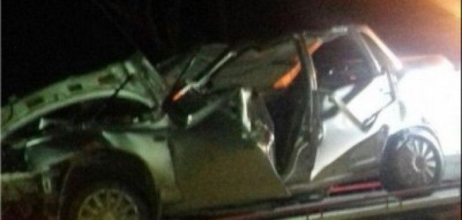 В Крыму двое подростков погибли в ДТП на угнанной машине