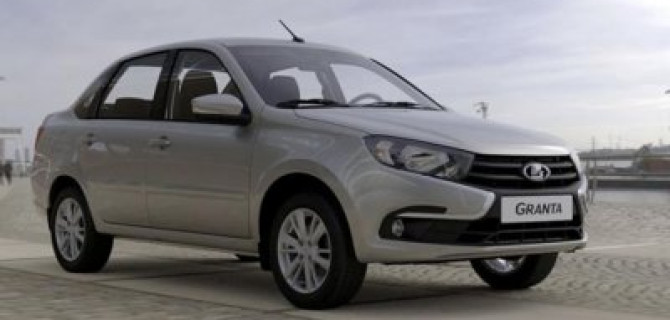 Lada Granta снова продается лучше, чем Vesta