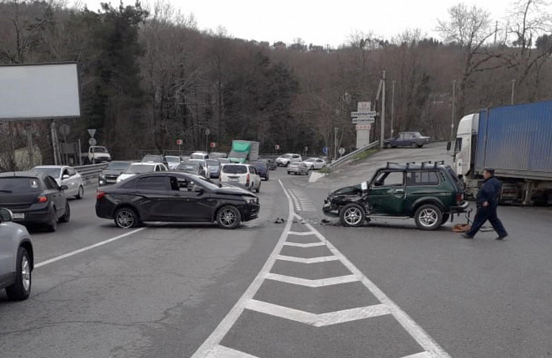 17-летняя девушка пострадала в ДТП в Сочи (2)