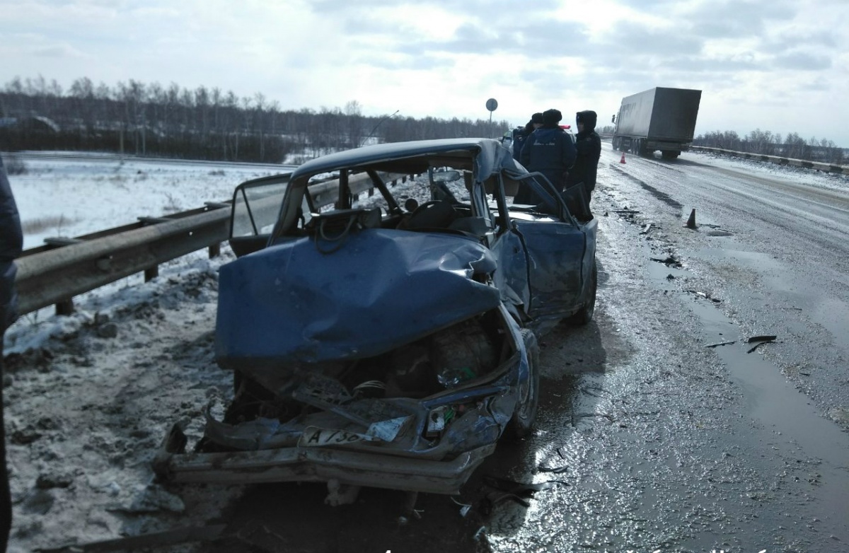 Мужчина и женщина погибли в ДТП в Челябинской области (2)