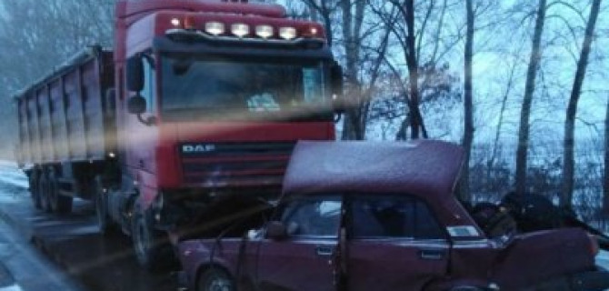 Двое взрослых и ребенок погибли в ДТП в Воронежской области
