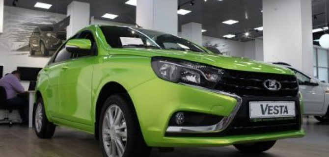 Сделай весну ярче вместе с новой LADA Vesta 