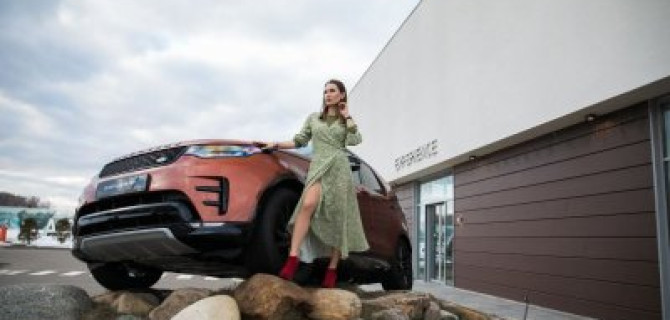 «АВИЛОН» Jaguar Land Rover и Falconeri провели модный тест-драйв в центре Jaguar Land Rover Experience