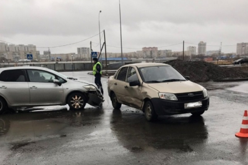 5-летний ребенок пострадал в ДТП в Оренбурге (2)