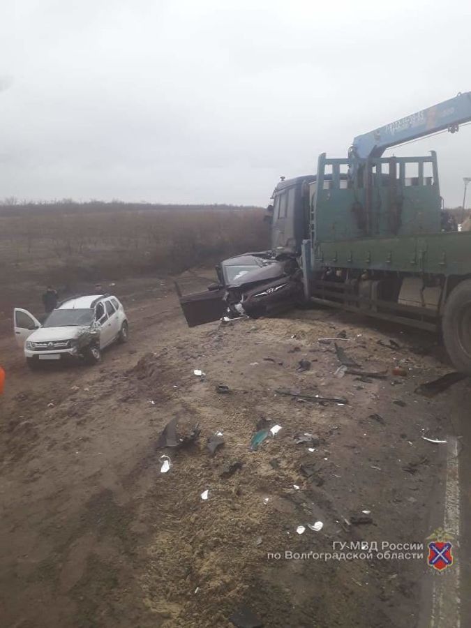 Шесть человек пострадали в ДТП в Волгоградской области