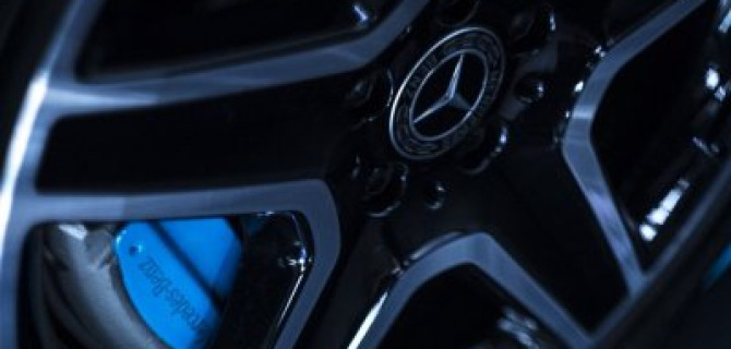 Лайфхак от АВИЛОН Как стать владельцем электро-заправочной станции «Мерседес-Бенц»?