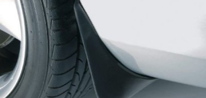 Почему нужны брызговики и как их выбрать?