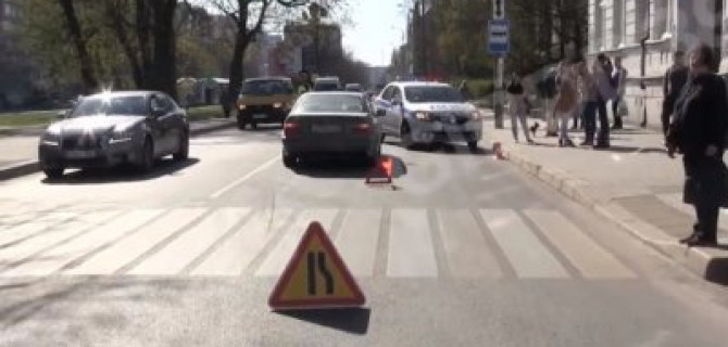 В Калининграде иномарка сбила женщину