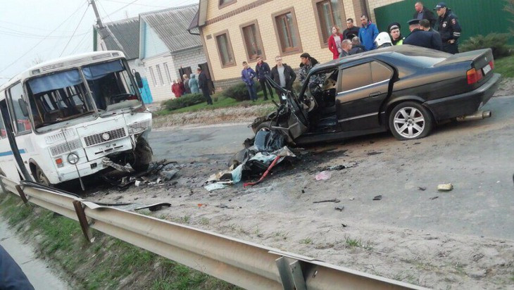 В Почепе в ДТП с автобусом погиб водитель иномарки (1)