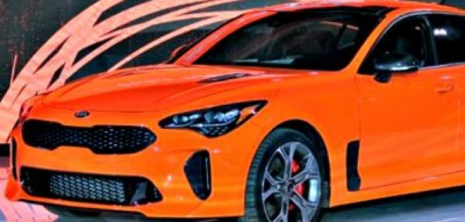 Нью-Йорк — 2019: KIA Stinger научили дрифтовать