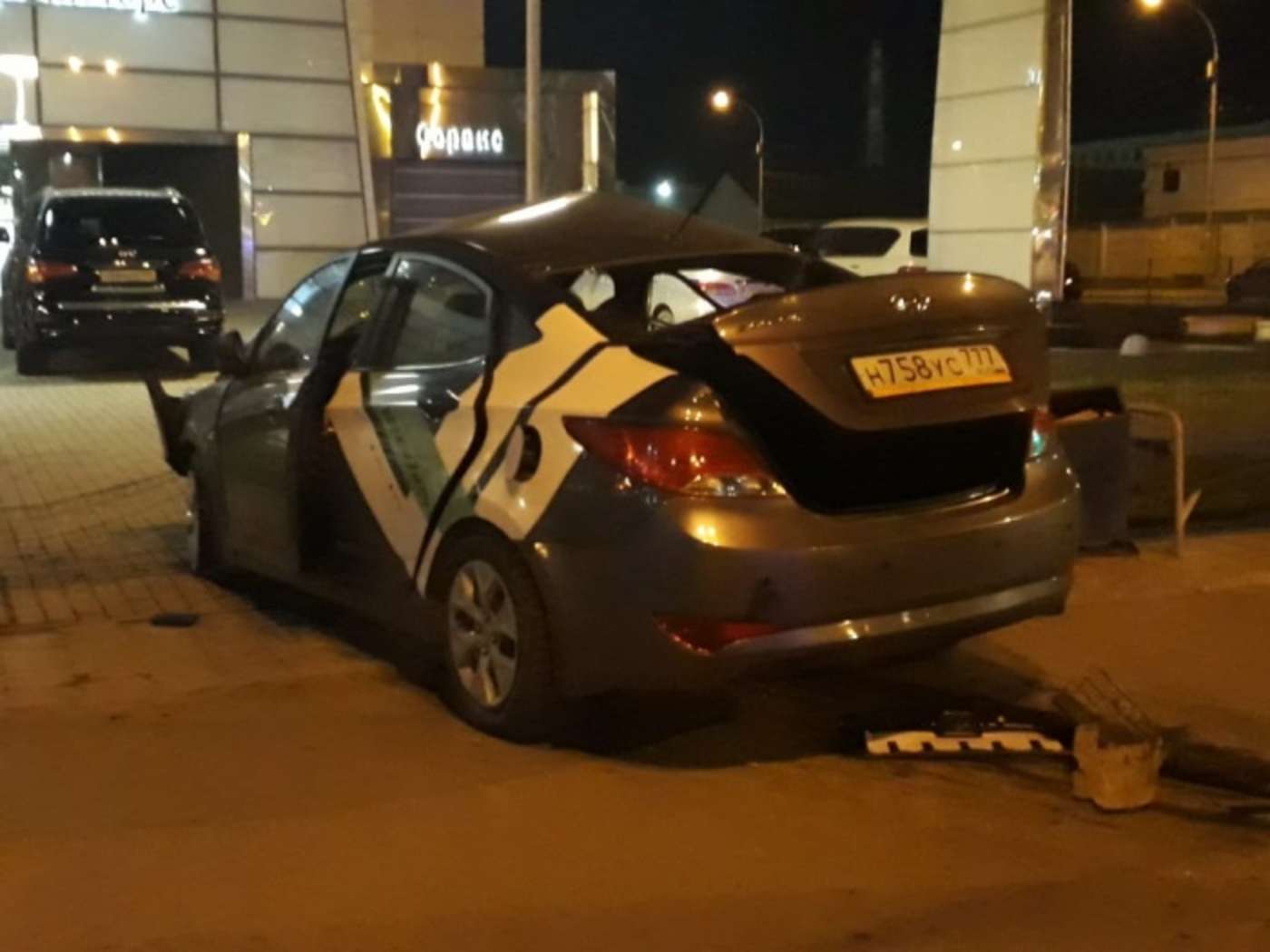 Молодой человек и девушка погибли в ДТП Екатеринбурге (1)