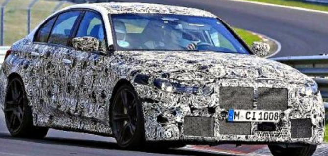 По «Нюрбургрингу» гоняет новый BMW M3