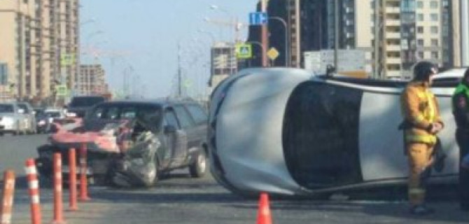 Два человека пострадали в ДТП в Петербурге