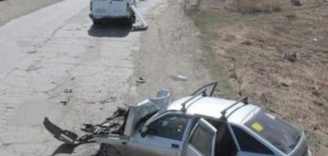 Водитель ВАЗа погиб в ДТП в Башкирии