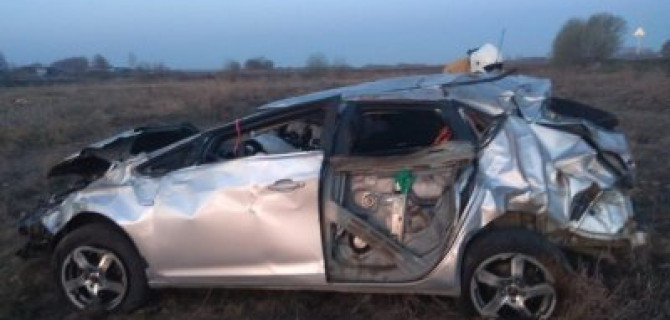 Три женщины погибли в опрокинувшемся автомобиле в Татарстане
