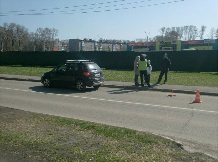 В Новокузнецке автомобиль сбил ребенка