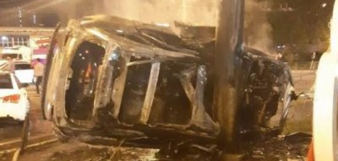 Два человека погибли в огненном ДТП в Подмосковье