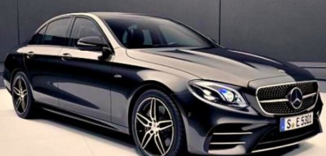 «Заряженные» седан и купе Mercedes-AMG E53 поступили в продажу