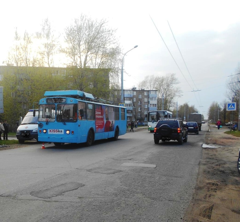 В Рыбинске троллейбус сбил ребенка