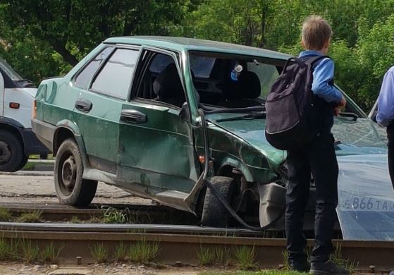 Двое детей и взрослый пострадали в ДТП в Туле (1)
