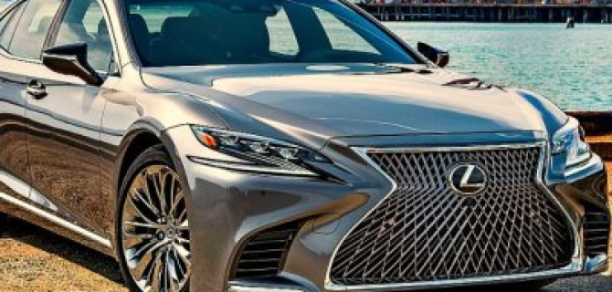 В России объявлен отзыв Lexus LS