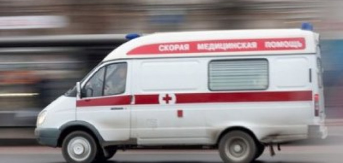 На Невском мотоцикл сбил женщину