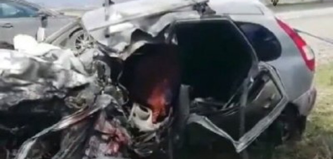 Три человека погибли в ДТП с двумя «Калинами» в Дагестане