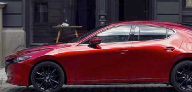 Mazda3 нового поколения будет продаваться в России со старыми двигателями