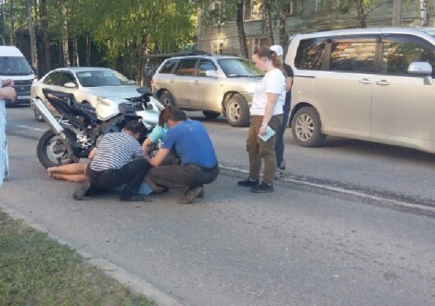 В Сыктывкаре в ДТП пострадал скутерист